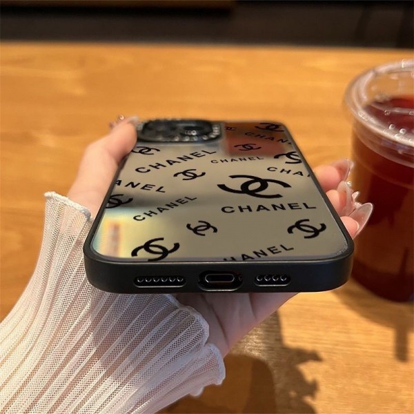 Chanel シャネルハイブランドiphone 17e 16e 18 17 Pro Max 15 Plusケースカバーアイフォン18pro max/17/17e/15/14 13pro 16+ケースブランド 手触り良い 男女兼用iPhone  18 Air 15 14 16 17pro maxケースカバーアップル 18 15+ 14pro 16e 17eブランドスマホカバー薄型オシャレ