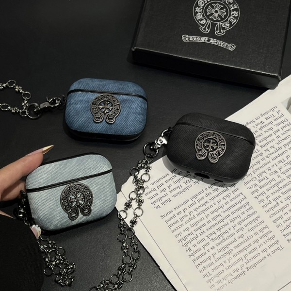 クロムハーツ Chrome Hearts エアーポッズ 第四世代ケース 便利 カラビナ付き 第3世代 airpods Pro3/4/pro2 ケース ハイブランド 落下防止軽量 エアーポッズ プロ3/4/プロ2/3カバー 紛失防止airpods Pro3/pro2/4 3ケース ストラップ付き