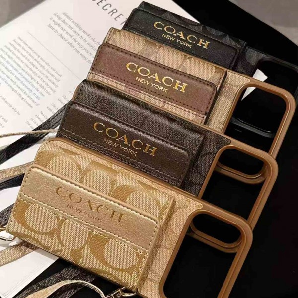 Coach コーチ耐衝撃のiPhone 18pro max Air 17pro 16e 15 pro max 17eスマホケース斜め掛けアイフォン18pro max/17/17e/15/14 13pro 16+ケース背面カード収納コーチブランド 手触り良い 男女兼用iPhone  18 Air 15 14 16 17pro maxケースカバーアップル 18 15+ 14pro 16e 17eブランドスマホカバー薄型オシャレ