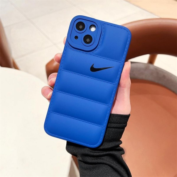 Nike ナイキアイフォン18pro 17 air 16 pro max 15 plus 14pro 16e ブランドケースハイブランドiphone 17e 16e 18 17 Pro Max 15 Plusケースカバー男女兼用iPhone  18 Air 15 14 16 17pro maxケースカバーアップル 18 15+ 14pro 16e 17eブランドスマホカバー薄型オシャレ