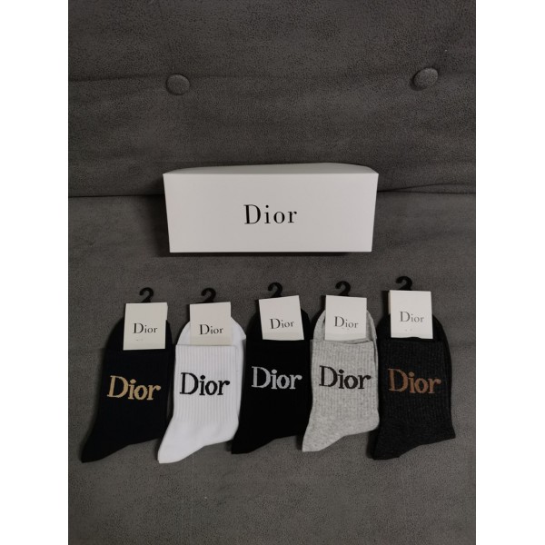 Dior ディオールハイソックス ブランド スポーツ コピーブランド激安靴下メンズレディーススーパーコピー韓国 冷えとりくつした  保温 ルームソックス ブランド通販