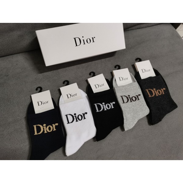 Dior ディオールハイソックス ブランド スポーツ コピーブランド激安靴下メンズレディーススーパーコピー韓国 冷えとりくつした  保温 ルームソックス ブランド通販