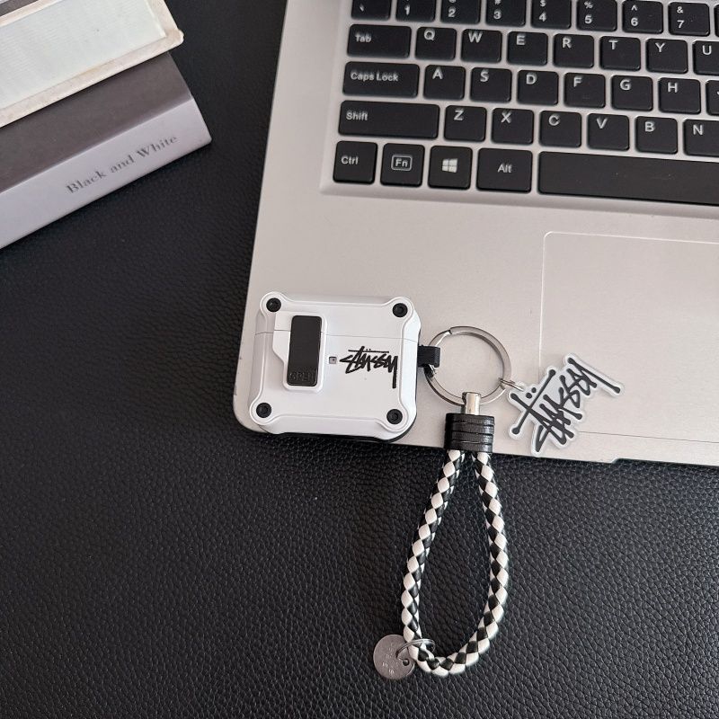 ステューシーairpods Pro3/pro2/4 3ケース