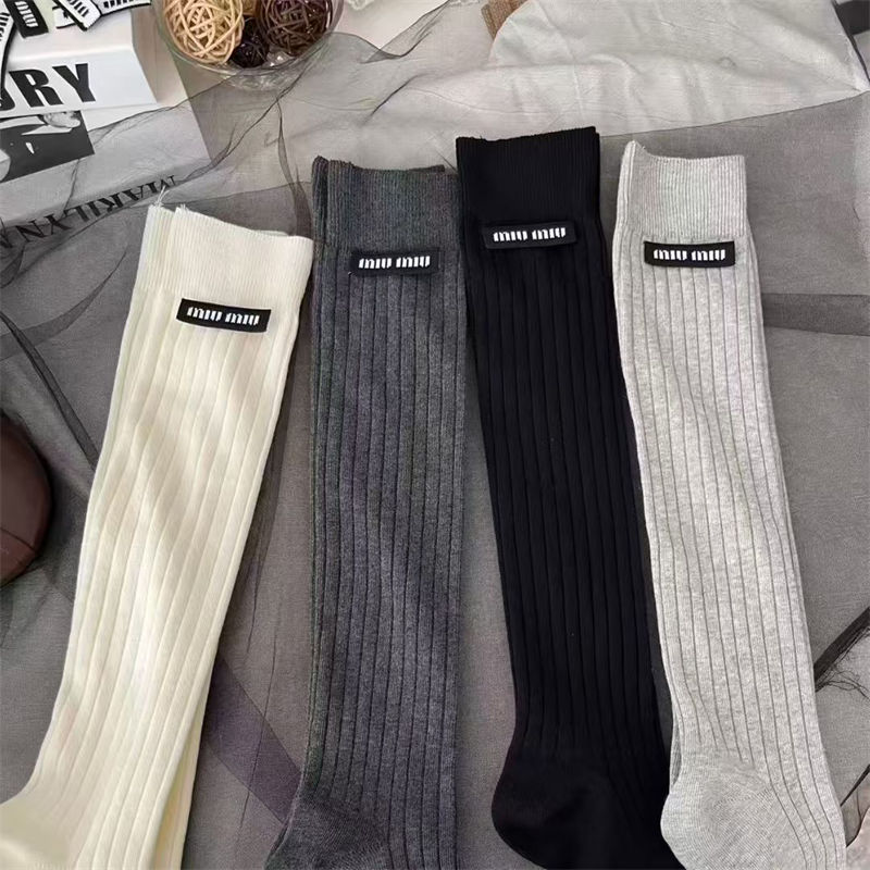 ミュウミュウ厚手ソックス