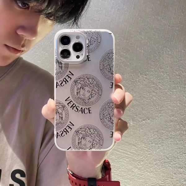 Versace ヴェルサーチバレンシアガ シャネルグッチイブ・サンローラン耐衝撃のiPhone 15 14 ultra plusスマホケースブランドiPhone 15 14 プロマックススマホカバー激安男女兼用iPhone 15 14 pro maxケースカバーアップル 15+ 14proブランドスマホカバー薄型オシャレ