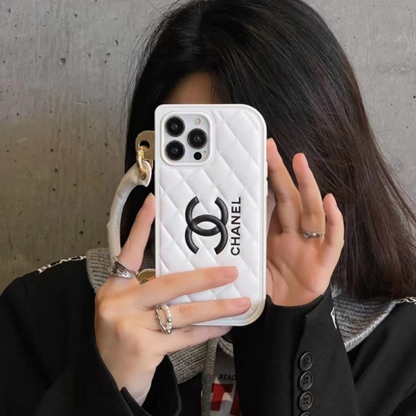 Chanel シャネルアイフォン15 ultra 14proブランドケースハイブランドiphone 14 Pro Max 15 Plusケースカバー耐衝撃のiPhone 15 14 ultra plusスマホケースブランドiPhone 15 14 プロマックススマホカバー激安