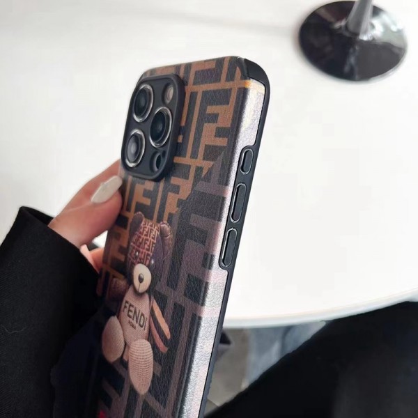 Fendi フェンデイアイフォン15 Plus 14proブランドケースハイブランドiphone 14 Pro Max 15 Plusケースカバーアイフォン 15 14プロ マックス/14プロ/14カバー 落下防止アイフォン15/14proケースブランド 手触り良い 