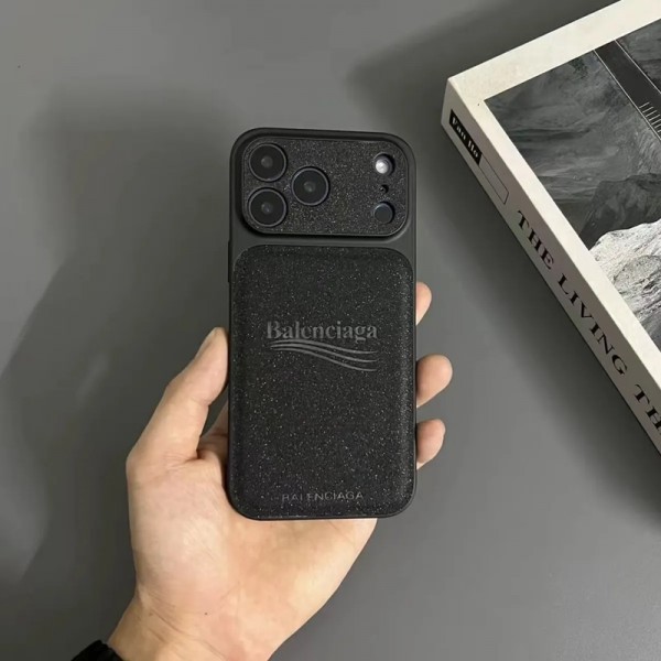 Balenciaga バレンシアガ アイフォン17 air 16 pro max 15 plus 14pro 16e ブランドケースブランドiPhone 16プロマックス15 14 17 Air スマホカバー激安アイフォン17/air/15/14 13pro 12 16+ケースブランド 手触り良い 男女兼用iPhone  Air 15 14 16 17pro maxケースカバー