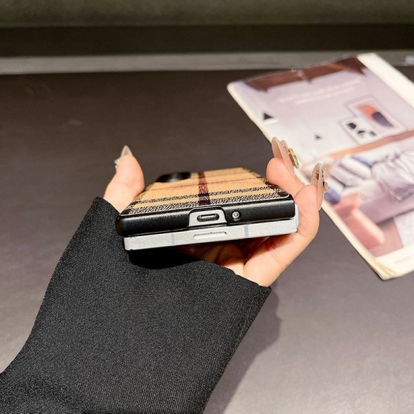 バーバリーかわいいGalaxy Z flip Fold 5 4 6 7 ケース 耐衝撃レザー バーバリーGalaxy Z Flip7 5 4 6スマホケース 携帯カバーSamsung Z Fold5 4 6 7スマホケース気質オシャレブランドBurberry ギャラクシー Z Flip7 5 4 6カバー 落下保護