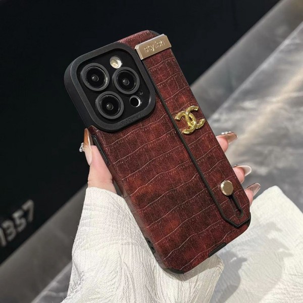 Chanel シャネルアイフォン 15 14プロ マックス/14プロ/14カバー 落下防止耐衝撃のiPhone 15 pro max 14  plusスマホケースブランドiPhone 15 14 プロマックススマホカバー激安アイフォン15/14proケースブランド 手触り良い 