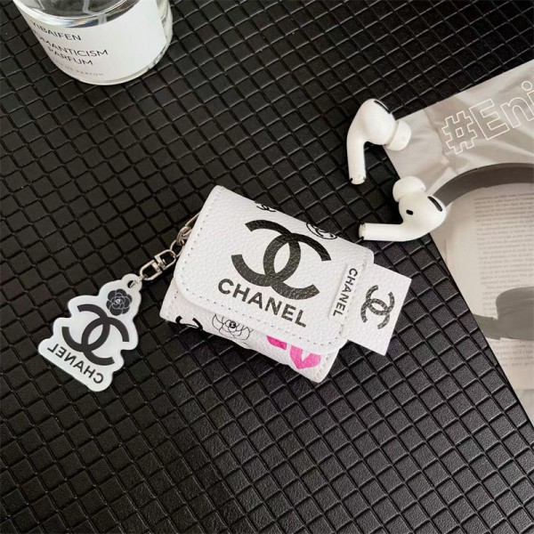 Chanel シャネル エアーポッズ 第四世代ケース 便利 カラビナ付き 第3世代 airpods 4/pro2 ケース ハイブランド 落下防止ブランド Airpods Pro2/3 4メンズ レディースairpods 4 pro2ケース シリコン