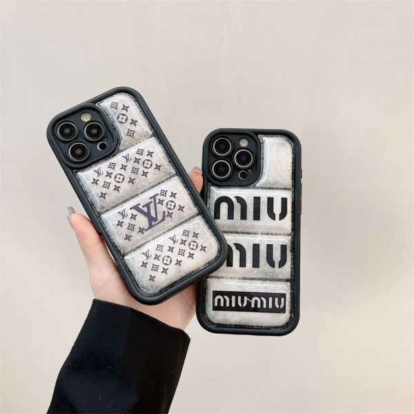 Chanel シャネルアイフォン16 pro max 15 plus 14pro ブランドケース耐衝撃のiPhone 15 pro max 14  13 12 plusスマホケースアイフォン15/14 13pro 12 ケースブランド 手触り良い 男女兼用iPhone 15 14 16 pro maxケースカバー