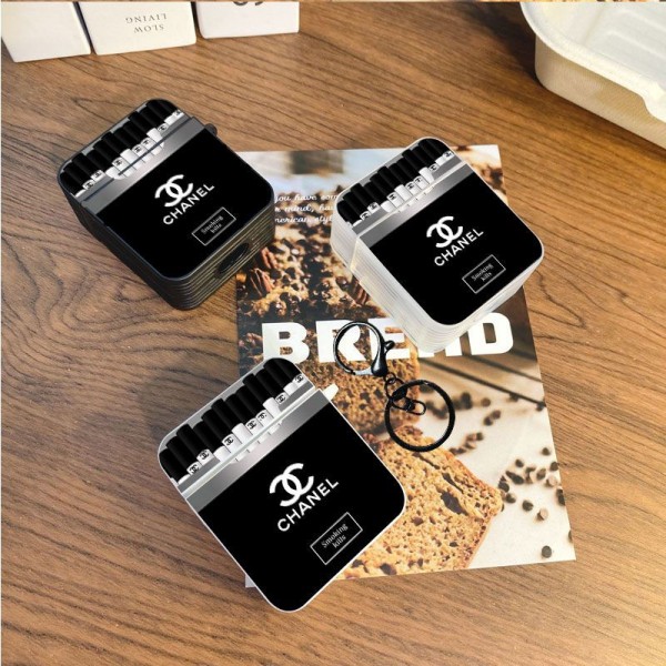 Chanel シャネル 第3世代 airpods 4/pro2 ケース ハイブランド 落下防止軽量 エアーポッズ 4/プロ2/3カバー 紛失防止ブランド Airpods Pro2/3 4メンズ レディースairpods pro2/4 3ケース ストラップ付き