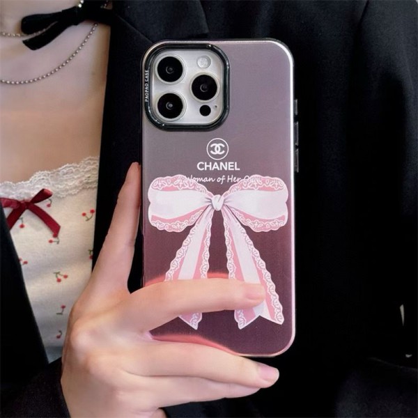 Chanel シャネル耐衝撃のiPhone  16e 15 pro max 14  13 12 plusスマホケースブランドiPhone  16プロマックス15 14スマホカバー激安アイフォン15/14 13pro 12 16+ケースブランド 手触り良い 男女兼用iPhone 15 14 16 pro maxケースカバー