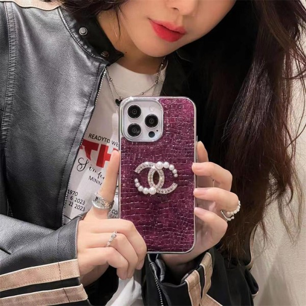 Chanel シャネルハイブランドiphone16e 14 Pro Max 15 Plusケースカバー耐衝撃のiPhone  16e 15 pro max 14  13 12 plusスマホケースブランドiPhone  16プロマックス15 14スマホカバー激安アイフォン15/14 13pro 12 16+ケースブランド 手触り良い 