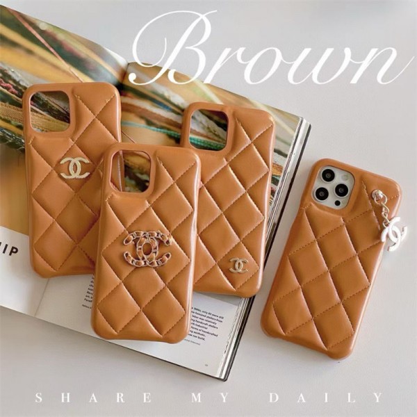 Chanel シャネルハイブランドiphone16e 14 17 Pro Max 15 Plusケースカバー Chanel アイフォン 16プロ マックス/15 17 プロ/16カバー 落下防止ブランドiPhone  16プロマックス15 14 17 スマホカバー 激安 アップル 15+ 14pro 16e 17ブランドスマホカバー薄型オシャレ