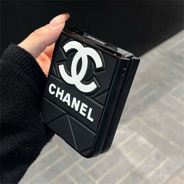 Gucci グッチブランド Samsung Z Fold 7 6 5 4 flip 7 6 5 4スマホカバー 流行りGalaxy Z Flip7 5 4 6スマホケース 携帯カバーギャラクシー Z Fold6 7 5/Fold7 5 4 6ケース ビジネス 高品質 メンズブランドギャラクシー Z Flip7 5 4 6カバー 落下保護