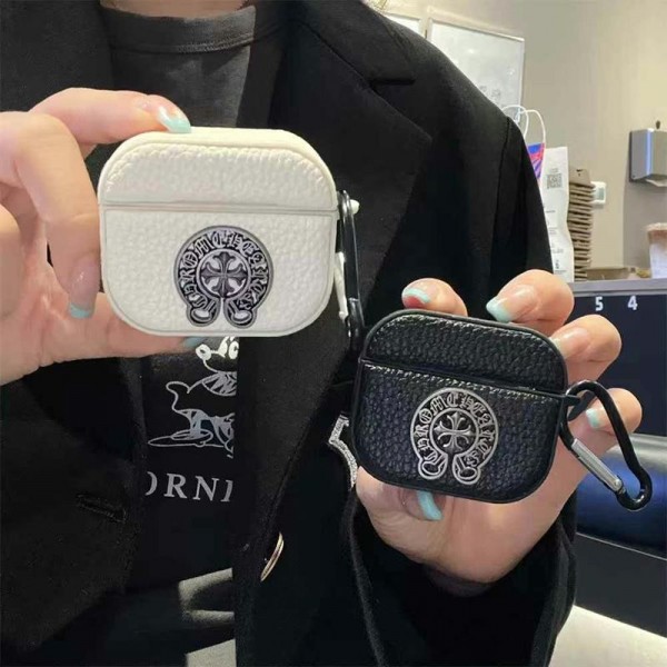 クロムハーツ Chrome Heartsブランド Airpods 4/3/Pro2ケース 保護 エアーポッズ 第四世代ケース 便利 カラビナ付き軽量 エアーポッズ 4/プロ2/3カバー 紛失防止airpods pro2/4 3ケース ストラップ付き