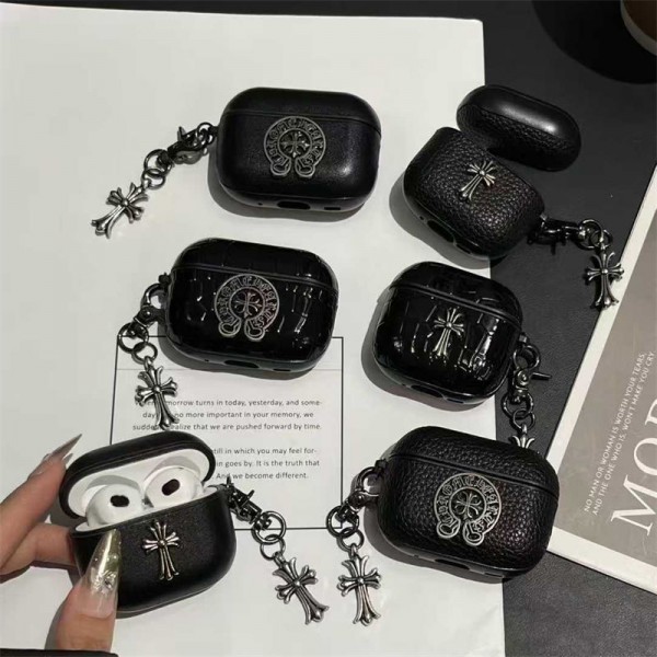 クロムハーツ Chrome Hearts エアーポッズ 第四世代ケース 便利 カラビナ付き 第3世代 airpods 4/pro2 ケース ハイブランド 落下防止軽量 エアーポッズ 4/プロ2/3カバー 紛失防止ブランド Airpods Pro2/3 4メンズ レディース
