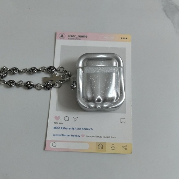 クロムハーツ Chrome Hearts エアーポッズ 第四世代ケース 便利 カラビナ付き 第3世代 airpods Pro3/4/pro2 ケース ハイブランド 落下防止ブランド Airpods Pro3/Pro2/3 4メンズ レディースairpods Pro3 4 pro2ケース シリコン