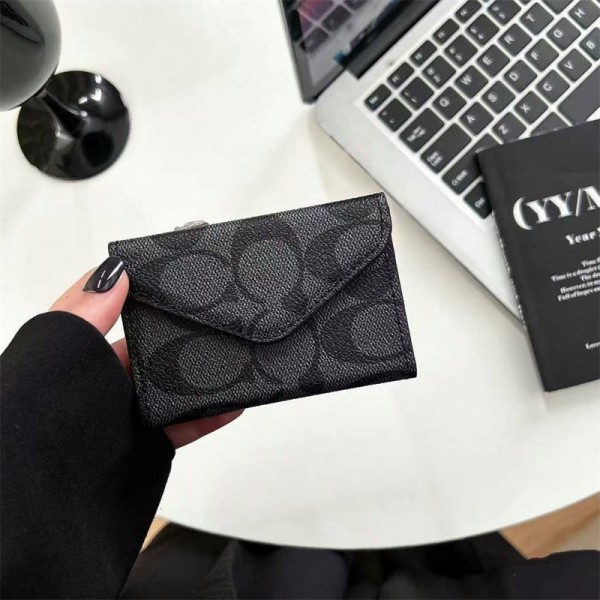 Coach コーチハイブランドiphone16e 14 Pro Max 15 PlusケースカバーブランドiPhone  16プロマックス15 14スマホカバー激安アイフォン15/14 13pro 12 16+ケースブランド 手触り良い アップル 15+ 14pro 16eブランドスマホカバー薄型オシャレ