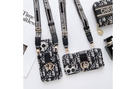 ディオール iPhone 17Pro ケース フェンディ ルイヴィトンiwatch 11 ベルト