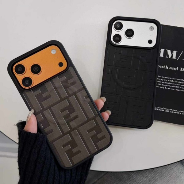 Fendi フェンディアイフォン17 air 16 pro max 15 plus 14pro 16e ブランドケースハイブランドiphone 17e 16e 14 17 Pro Max 15 PlusケースカバーアイフォンAir /16プロ マックス/15 17 プロ/16カバー 落下防止アイフォン17/17e/15/14 13pro 12 16+ケースブランド 手触り良い 