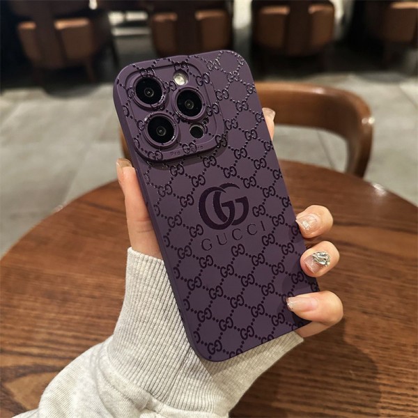 Gucci グッチ アイフォン 15 14プロ マックス/15プロ/13カバー 落下防止耐衝撃のiPhone 15 pro max 14  13 12 plusスマホケースブランドiPhone 15 14プロマックススマホカバー激安男女兼用iPhone 15 14 13 pro maxケースカバー