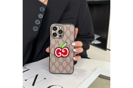グッチブランドiphone 17 16 Galaxy z fold 7 6ケースナイキ スポーツソックス