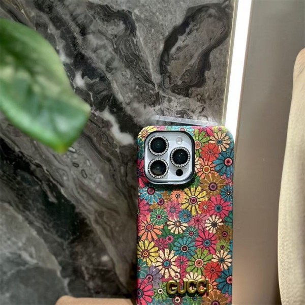 Gucci グッチアイフォン16 pro max 15 plus 14pro 16e ブランドケースブランドiPhone  16プロマックス15 14スマホカバー激安アイフォン15/14 13pro 12 16+ケースブランド 手触り良い 男女兼用iPhone 15 14 16 pro maxケースカバー