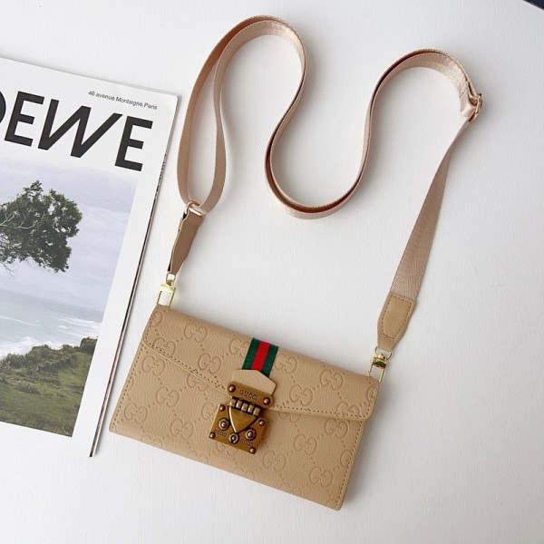 Gucci グッチギャラクシーs26 ultra s25 S23 S24 Ultra Plus ケースセレブ愛用Galaxy S26Plus s25+ S23 S24 samsung s24 ultra s25ケースサムスン s26/s25/S23/S24+/S24ULTRAカバーケース耐衝撃高級感っぽいブランドスマホケースgalaxy s25 s24plus