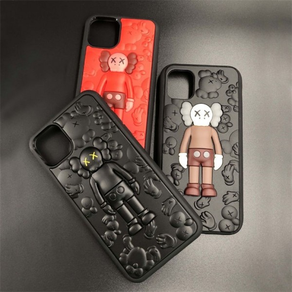 Kaws カウズアイフォン16 pro max 15 plus 14pro 16e ブランドケースブランドiPhone  16プロマックス15 14スマホカバー激安アイフォン15/14 13pro 12 16+ケースブランド 手触り良い 男女兼用iPhone 15 14 16 pro maxケースカバー