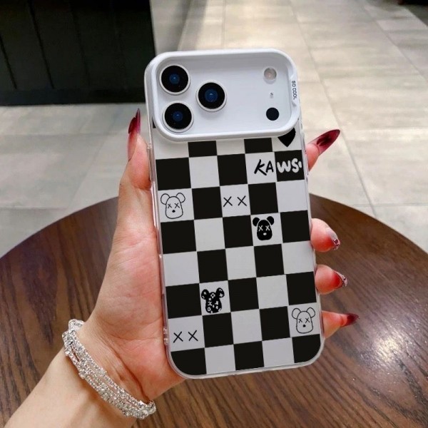 Kaws カウズハイブランドiphone Air 16e 14 17 Pro Max 15 PlusケースカバーブランドiPhone  16プロマックス15 14 17 Air スマホカバー激安アイフォン17/air/15/14 13pro 12 16+ケースブランド 手触り良い 男女兼用iPhone  Air 15 14 16 17pro maxケースカバー