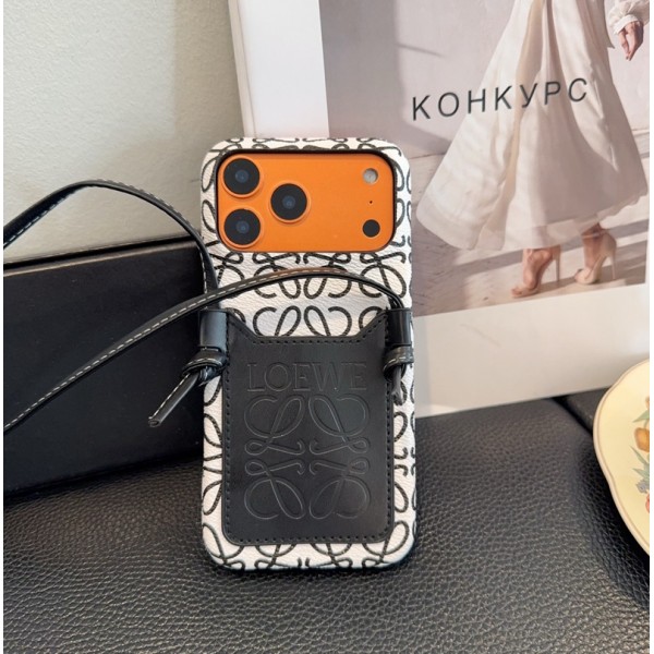 LOEWE ロエベアイフォン18pro 17 air 16 pro max 15 plus 14pro 16e ブランドケース耐衝撃のiPhone 18pro max Air 17pro 16e 15 pro max 17eスマホケースアイフォン18pro max/17/17e/15/14 13pro 16+ケースブランド 手触り良い 男女兼用iPhone  18 Air 15 14 16 17pro maxケースカバー
