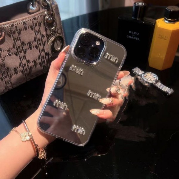 ミュウミュウ MiuMiuアイフォン15 ultra 14proブランドケース耐衝撃のiPhone 15 14 ultra plusスマホケースブランドiPhone 15 14 プロマックススマホカバー激安アイフォン15/14proケースブランド 手触り良い 