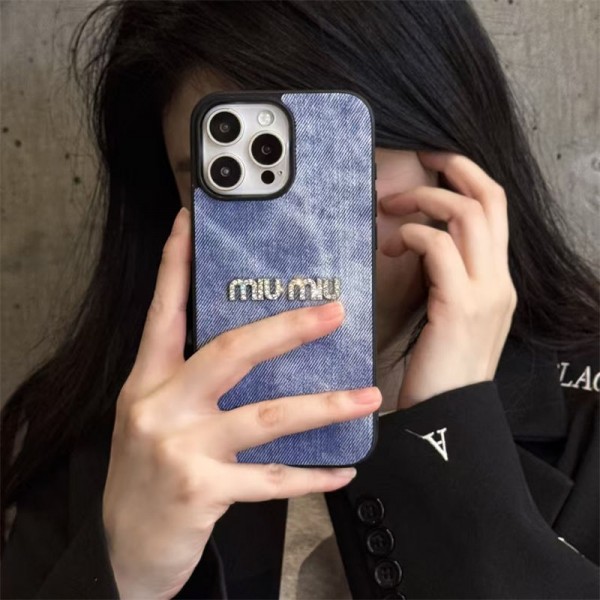 ミュウミュウ MiuMiuアイフォン17 air 16 pro max 15 plus 14pro 16e ブランドケースアイフォンAir /16プロ マックス/15 17 プロ/16カバー 落下防止耐衝撃のiPhone Air 17pro 16e 15 pro max 14  13 12 plusスマホケースアイフォン17/air/15/14 13pro 12 16+ケースブランド 手触り良い 