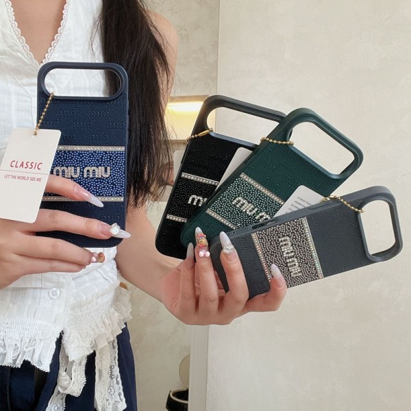 ミュウミュウ MiuMiuアイフォン17 air 16 pro max 15 plus 14pro 16e ブランドケースアイフォンAir /16プロ マックス/15 17 プロ/16カバー 落下防止耐衝撃のiPhone Air 17pro 16e 15 pro max 14  13 12 plusスマホケース男女兼用iPhone  Air 15 14 16 17pro maxケースカバー