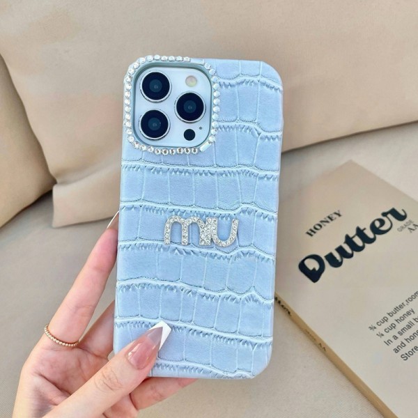 ミュウミュウ MiuMiuアイフォンAir /16プロ マックス/15 17 プロ/16カバー 落下防止耐衝撃のiPhone Air 17pro 16e 15 pro max 14  13 12 plusスマホケースアイフォン17/air/15/14 13pro 12 16+ケースブランド 手触り良い 男女兼用iPhone  Air 15 14 16 17pro maxケースカバー