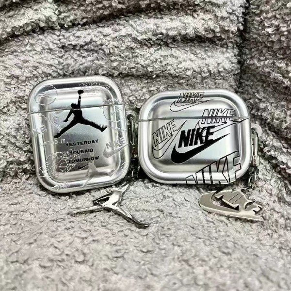 Nike ナイキ エアーポッズ 第四世代ケース 便利 カラビナ付き軽量 エアーポッズ 4/プロ2/3カバー 紛失防止airpods 4 pro2ケース シリコンairpods pro2/4 3ケース ストラップ付き