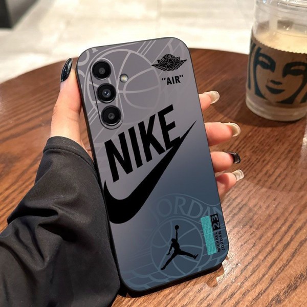 Nike ナイキアイフォン16 pro max 15 plus 14pro ブランドケース耐衝撃のiPhone 15 pro max 14  13 12 plusスマホケース男女兼用iPhone 15 14 16 pro maxケースカバーアップル 15+ 14pro 16ブランドスマホカバー薄型オシャレ