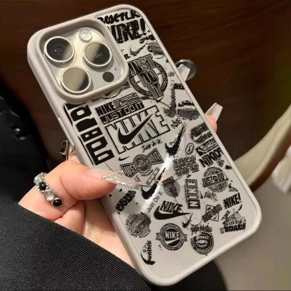 Nike ナイキアイフォン 16プロ マックス/15プロ/16カバー 落下防止ブランドiPhone  16プロマックス15 14スマホカバー激安アイフォン15/14 13pro 12 16+ケースブランド 手触り良い アップル 15+ 14pro 16eブランドスマホカバー薄型オシャレ