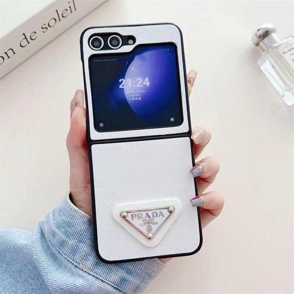 Prada プラダギャラクシー Z Flip5 6/Flip4ケース ビジネス 高品質 メンズ Galaxy z fold5 4ブランドスマホケース ブランドギャラクシー Z Flip5 4カバー 落下保護Galaxy Z Flip5/4ケース 高級感 シンプル 逸品