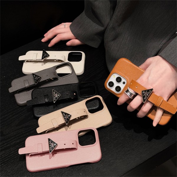 Prada プラダアイフォン15 plus 14pro 16 pro maxブランドケースハイブランドiphone16 14 Pro Max 15 Plusケースカバーアイフォン15/14 13pro 12 miniケースブランド 手触り良い アップル 15+ 14pro 16ブランドスマホカバー薄型オシャレ