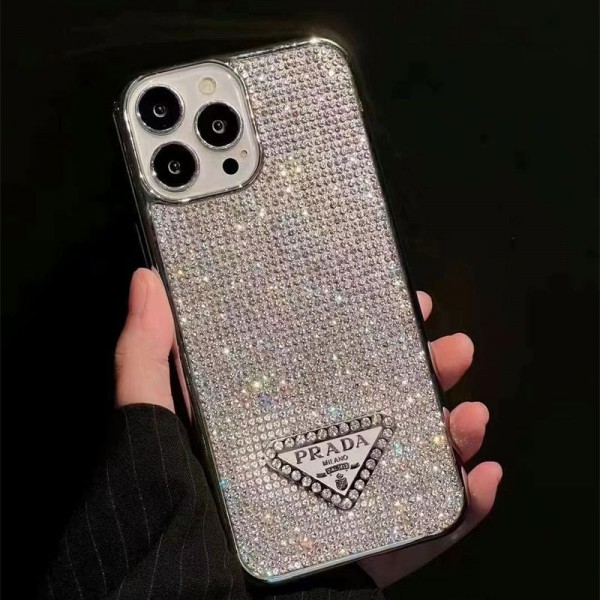 Prada プラダアイフォン15 plus 14pro 16 pro maxブランドケース耐衝撃のiPhone 15 pro max 14  13 12 plusスマホケースアイフォン15/14 13pro 12 miniケースブランド 手触り良い アップル 15+ 14pro 16ブランドスマホカバー薄型オシャレ