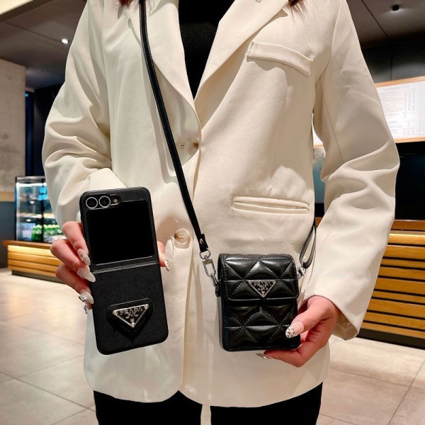 Prada プラダブランド Samsung Z Fold 7 6 5 4 flip 7 6 5 4スマホカバー 流行りかわいいGalaxy Z flip Fold 5 4 6 7 ケース 耐衝撃レザーギャラクシー Z Fold6 7 5/Fold7 5 4 6ケース ビジネス 高品質 メンズブランドギャラクシー Z Flip7 5 4 6カバー 落下保護
