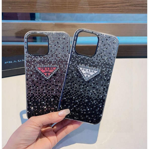 Prada プラダアイフォン17 air 16 pro max 15 plus 14pro 16e ブランドケースアイフォン 16プロ マックス/15 17 プロ/16カバー 落下防止アイフォン17 air/15/14 13pro 12 16+ケースブランド 手触り良い 男女兼用iPhone 15 14 16 17pro max airケースカバー