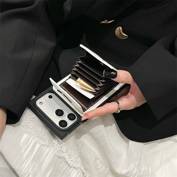 Prada プラダアイフォン17 air 16 pro max 15 plus 14pro 16e ブランドケースブランドiPhone  16プロマックス15 14 17 Air スマホカバー激安アイフォン17/air/15/14 13pro 12 16+ケースブランド 手触り良い 男女兼用iPhone  Air 15 14 16 17pro maxケースカバー