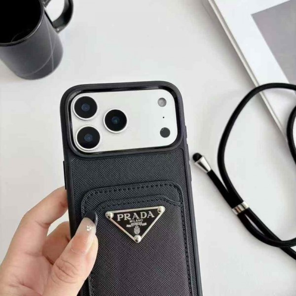 Prada プラダアイフォンAir /16プロ マックス/15 17 プロ/16カバー 落下防止耐衝撃のiPhone Air 17pro 16e 15 pro max 14  13 12 plusスマホケース男女兼用iPhone  Air 15 14 16 17pro maxケースカバーアップル 15+ 14pro 16e 17ブランドスマホカバー薄型オシャレ