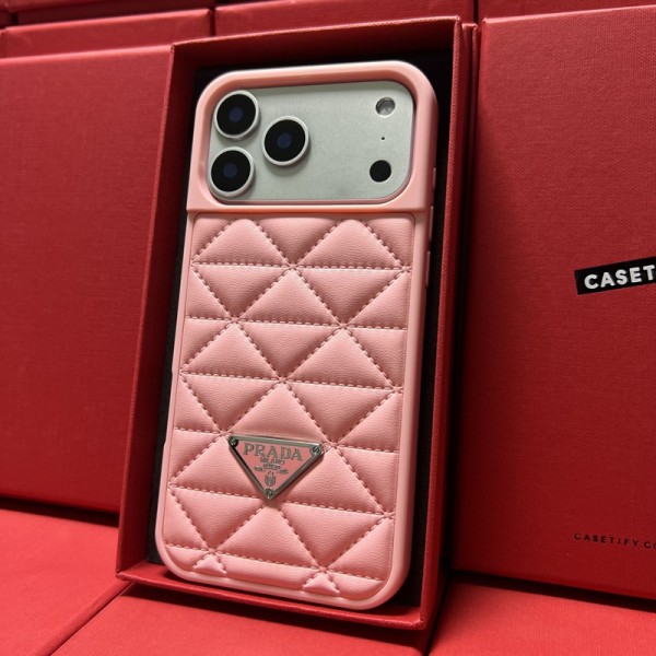 Prada プラダアイフォンAir /16プロ マックス/15 17 プロ/16カバー 落下防止ブランドiPhone  16プロマックス15 14 17 Air スマホカバー激安アイフォン17/17e/15/14 13pro 12 16+ケースブランド 手触り良い 男女兼用iPhone  Air 15 14 16 17pro maxケースカバー