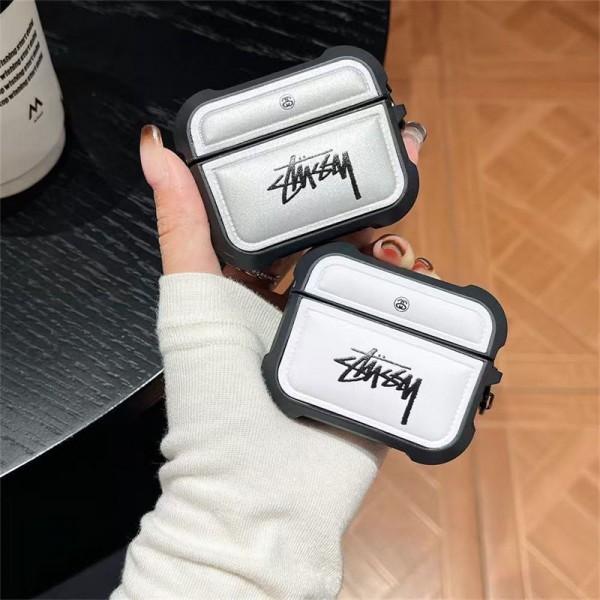 Stussy ステューシーブランド Airpods 4/3/Pro2ケース 保護 エアーポッズ 第四世代ケース 便利 カラビナ付きairpods 4 pro2ケース シリコンairpods pro2/4 3ケース ストラップ付き
